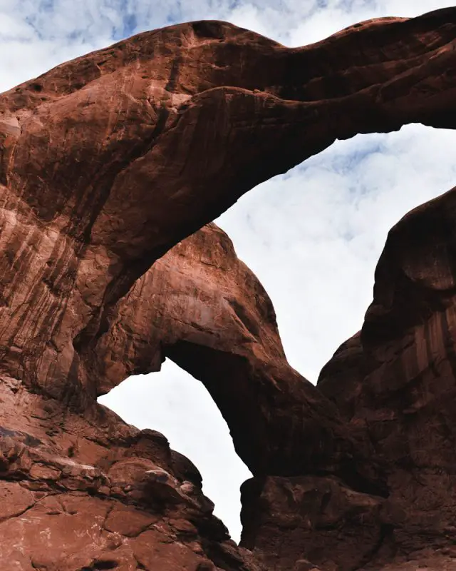 best hikes in arches national park, best hikes in arches, hikes in arches national park, hikes in arches, arches hikes, arches national park hikes, arches national park, moab, moab utah, utah national parks, utah mighty five, sand dune arch, turret arch, devils garden, devils garden primitive loop, double arch, broken arch, delicate arch, fiery furnace, tower arch,