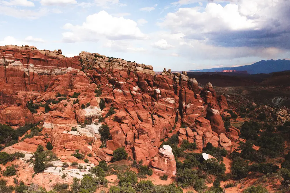 best hikes in arches national park, best hikes in arches, hikes in arches national park, hikes in arches, arches hikes, arches national park hikes, arches national park, moab, moab utah, utah national parks, utah mighty five, sand dune arch, turret arch, devils garden, devils garden primitive loop, double arch, broken arch, delicate arch, fiery furnace, tower arch,