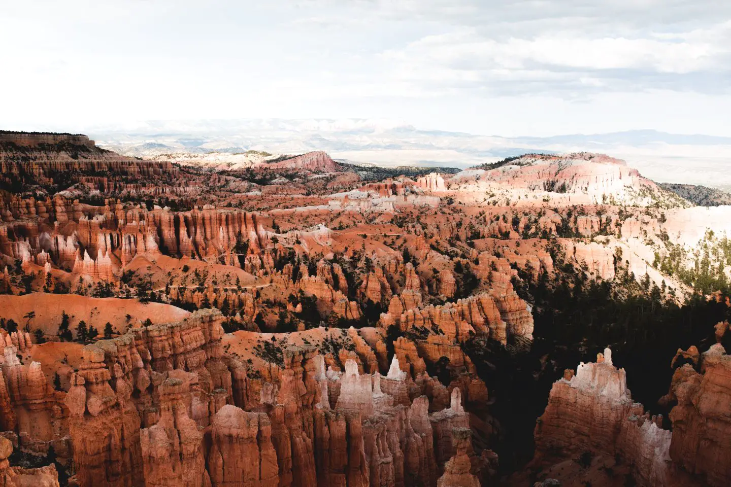 Camping in Bryce Canyon National Park is one of the best ways to explore this underrated park amongst Utah’s Mighty Five. Pack up your camping gear and discover the best campsites inside Bryce Canyon, outside the park, and free alternatives if you’re on a budget! #utah #brycecanyon #camping