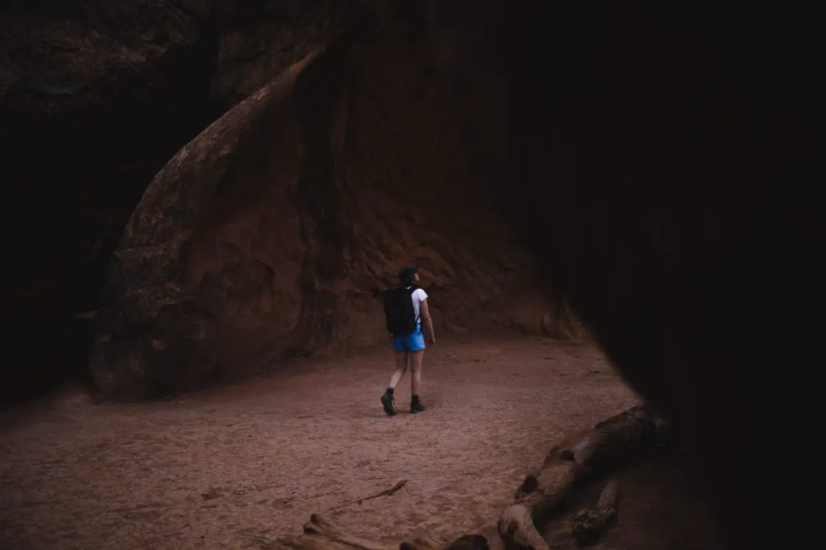 navajo arch in arches national park