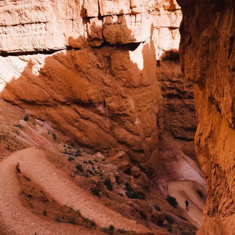 Discover all the best things to do in Bryce Canyon National park with this detailed Bryce Canyon itinerary for one day! These Bryce Canyon hikes offer some of the best photography locations in this Utah National Park. Hike the Navajo Loop, Queens Garden Trail, and see iconic viewpoints like Bryce Point, Sunrise Point, Sunset Point, Rainbow Point, and more! Explore this park and consider adding other Utah road trip spots like Zion National Park, Capitol Reef National Park, and the rest of Utah's Mighty Five!