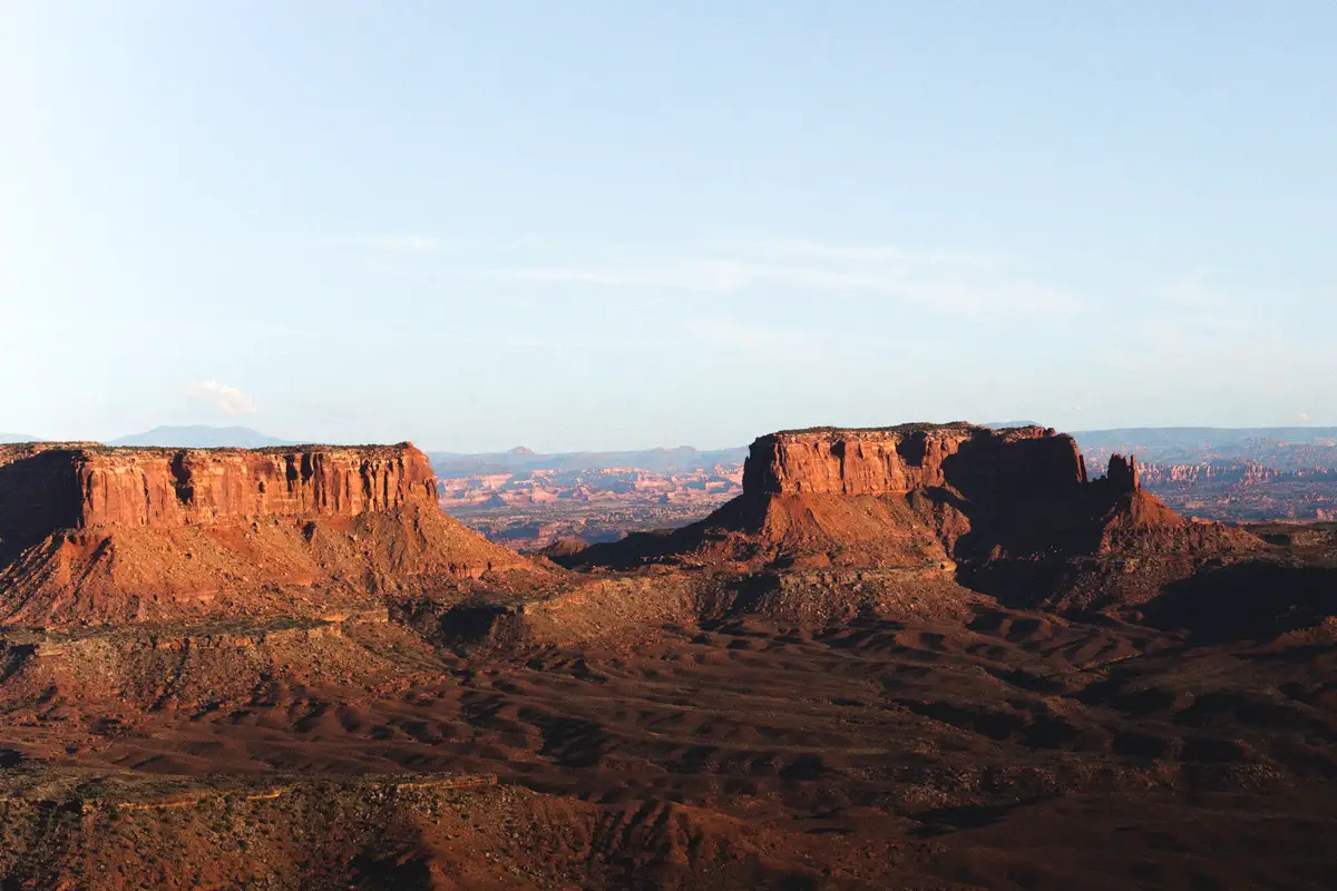 Canyonlands national park, one day in canyonlands, canyonlands itinerary, canyonlands one day itinerary, a day in canyonlands, canyonlands national park itinerary, arches national park, dead horse point state park, green river overlook, shafer canyon overlook, white rim road, upheaval dome trail, island in the sky, the needles, the maze, moab, utah, moab utah, grand view point, white rim overlook, aztec butte, whale rock, druid arch