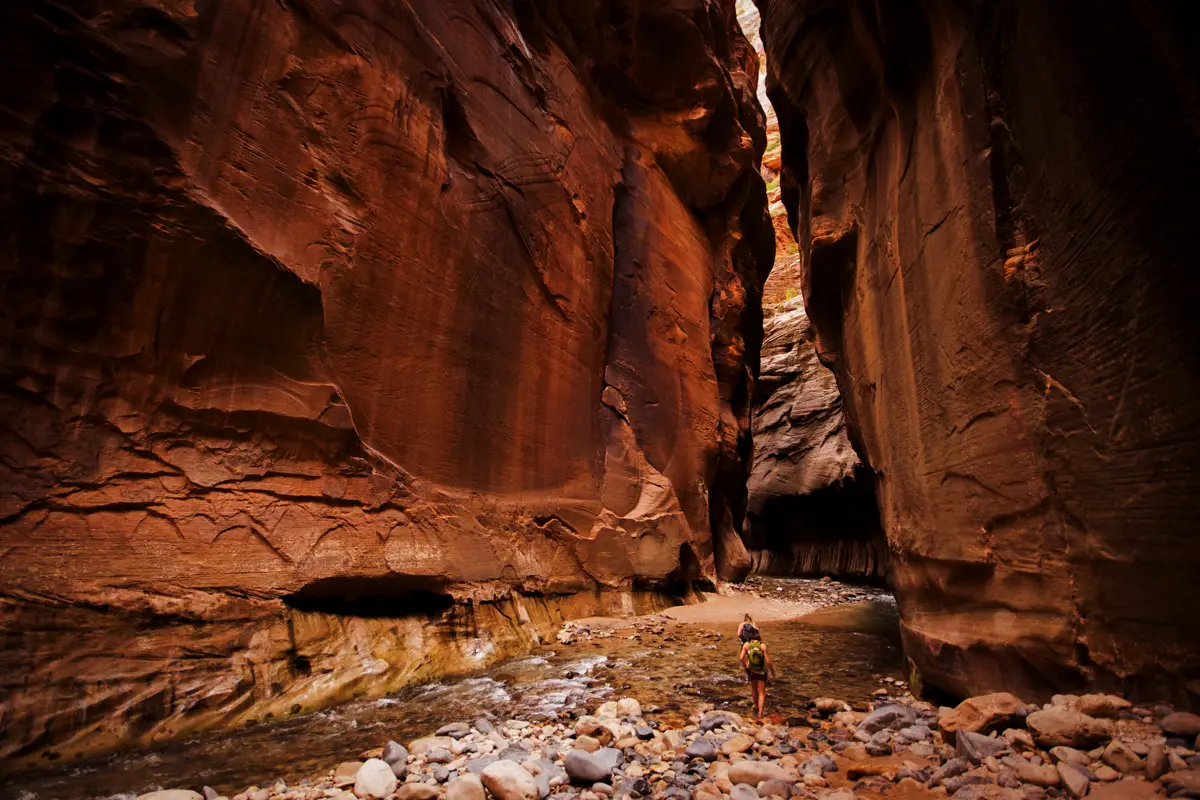 Zion national park, zion national park itinerary, zion itinerary, 2 days in zion, zion national park 2 day itinerary, 2 days in zion national park, things to do in zion, day hikes in zion, viewpoints in zion, angels landing, the narrows, mount carmel highway, emerald pools trail, pa’rus trail, riverside walk, observation point, zion national park lodge, zion human history museum, canyon overlook trail