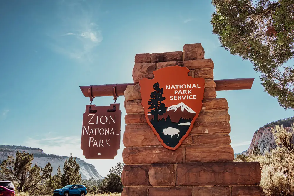 Zion national park, zion national park itinerary, zion itinerary, 2 days in zion, zion national park 2 day itinerary, 2 days in zion national park, things to do in zion, day hikes in zion, viewpoints in zion, angels landing, the narrows, mount carmel highway, emerald pools trail, pa’rus trail, riverside walk, observation point, zion national park lodge, zion human history museum, canyon overlook trail, national park service