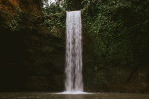 Ubud bali, ubud itinerary, 3 days in ubud, 3 day ubud itinerary, things to do in ubud, what to see in ubud, ubud bali holiday, how many days in ubud, things to do in ubud at night, what to do in bali ubud, ubud bali holiday, CAMPUHAN RIDGE WALK, SACRED MONKEY FOREST, UBUD ART MARKET, UBUD PALACE, SARASWATI TEMPLE, SCENIC RICE TERRACE WALK, MOUNT BATUR, AUTHENTIC BALINESE COOKING CLASS, TEGALALANG RICE TERRACES, LEKE LEKE WATERFALL, AIR TEJUN NUNGNUNG, NUNGNUNG WATERFALL, PURA TIRTA EMPUL, TIBUMANA WATERFALL, KANTO LAMPO WATERFALL, ubud itinerary 3 days, ubud bali hostels, where to stay in ubud, 